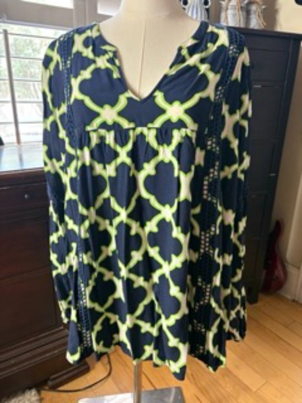 Crown & Ivy 2X Blouse